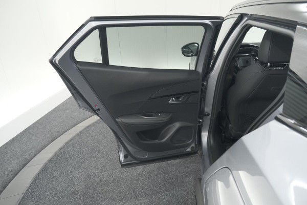 Peugeot 2008 PureTech 130 EAT8 GT | 360 Camera | Stoelmassage | Adaptieve Cruise Control | Dodehoekdetectie
