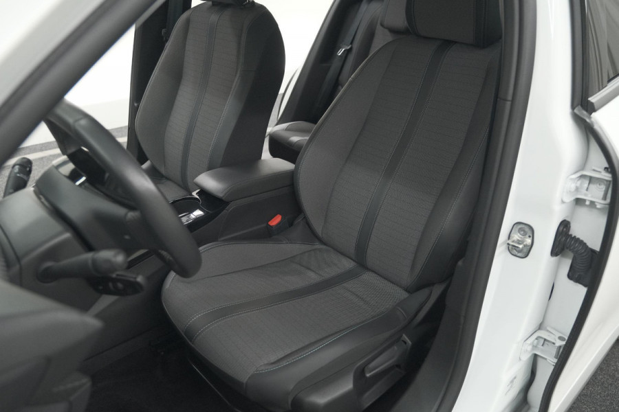 Peugeot 2008 PureTech 100 Allure Pack | Allseason Banden | Parkeersensoren | Apple Carplay