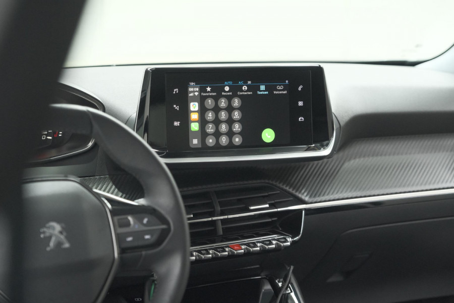 Peugeot 2008 PureTech 100 Allure Pack | Allseason Banden | Parkeersensoren | Apple Carplay