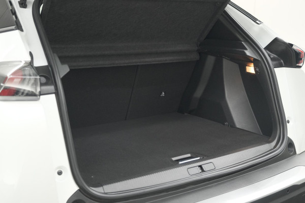 Peugeot 2008 PureTech 100 Allure Pack | Allseason Banden | Parkeersensoren | Apple Carplay
