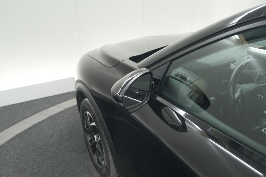 DS DS 3 Crossback E-Tense So Chic 50 kWh | 3 Fase | Camera | Dodehoekdetectie | Apple Carplay