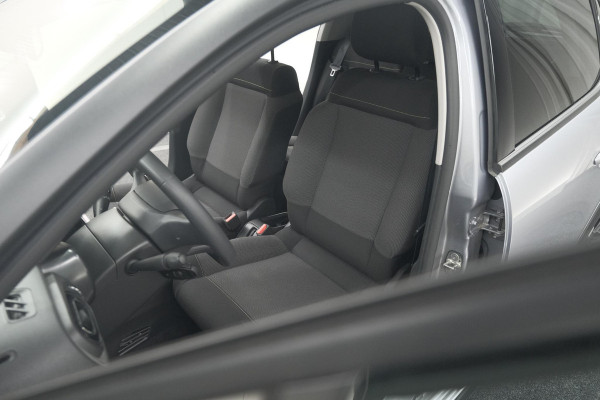 Citroën C3 PureTech 110 EAT6 Max | Apple Carplay | Parkeersensoren | Climate Control | 16 Inch Lichtmetalen Velgen