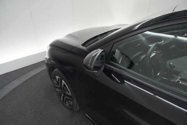 Peugeot 208 PureTech 100 Allure | Parkeersensoren | Navigatie | Apple Carplay