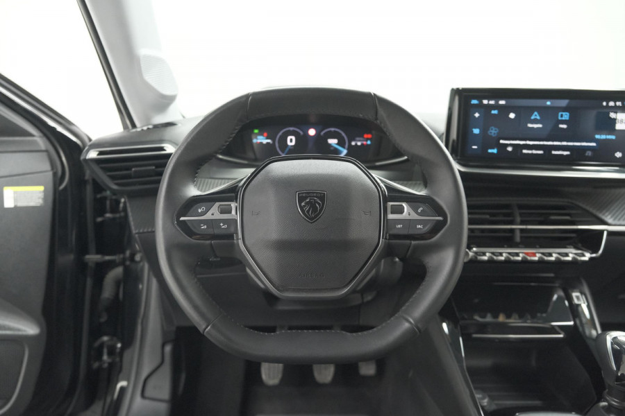 Peugeot 208 PureTech 100 Allure | Parkeersensoren | Navigatie | Apple Carplay