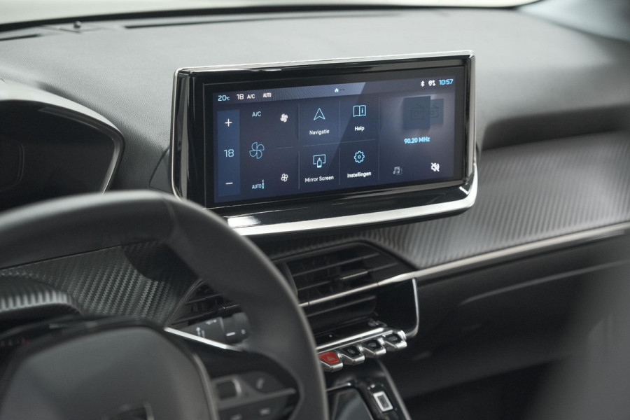 Peugeot 208 PureTech 100 Allure | Parkeersensoren | Navigatie | Apple Carplay
