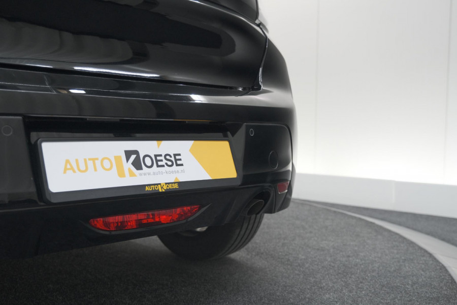 Peugeot 208 PureTech 100 Allure | Parkeersensoren | Navigatie | Apple Carplay