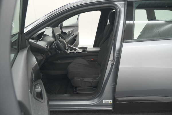 Peugeot 5008 PureTech 130 EAT8 Active Pack | 7 Zitplaatsen | Camera | Apple Carplay | Parkeersensoren