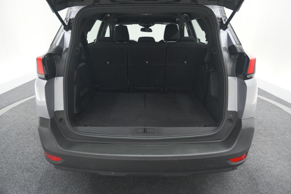 Peugeot 5008 PureTech 130 EAT8 Active Pack | 7 Zitplaatsen | Camera | Apple Carplay | Parkeersensoren