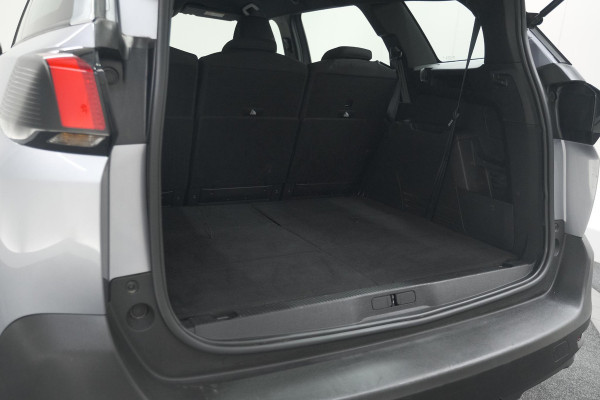 Peugeot 5008 PureTech 130 EAT8 Active Pack | 7 Zitplaatsen | Camera | Apple Carplay | Parkeersensoren