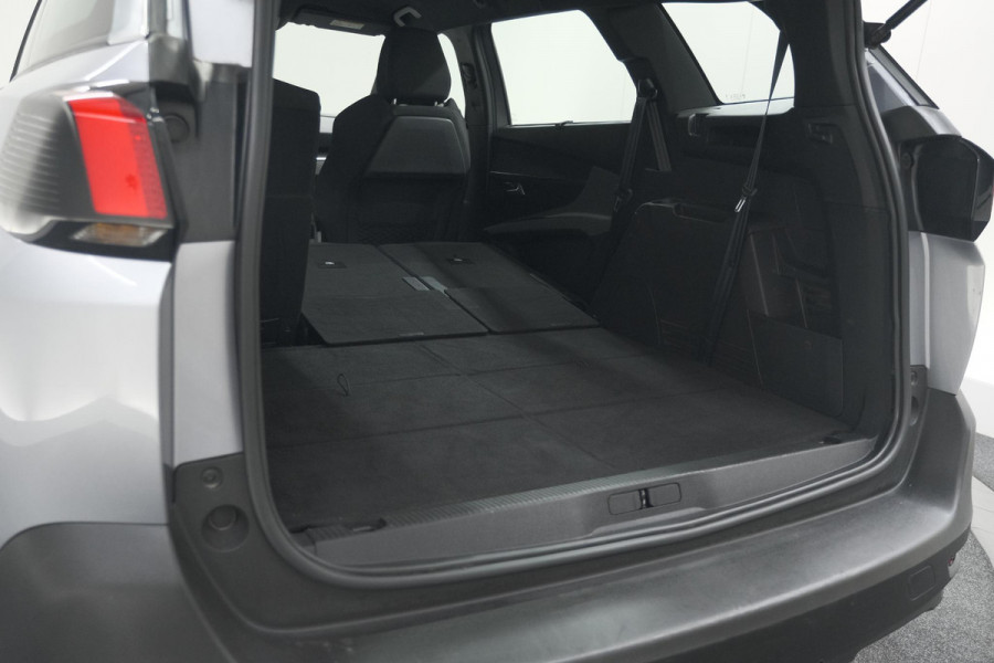 Peugeot 5008 PureTech 130 EAT8 Active Pack | 7 Zitplaatsen | Camera | Apple Carplay | Parkeersensoren