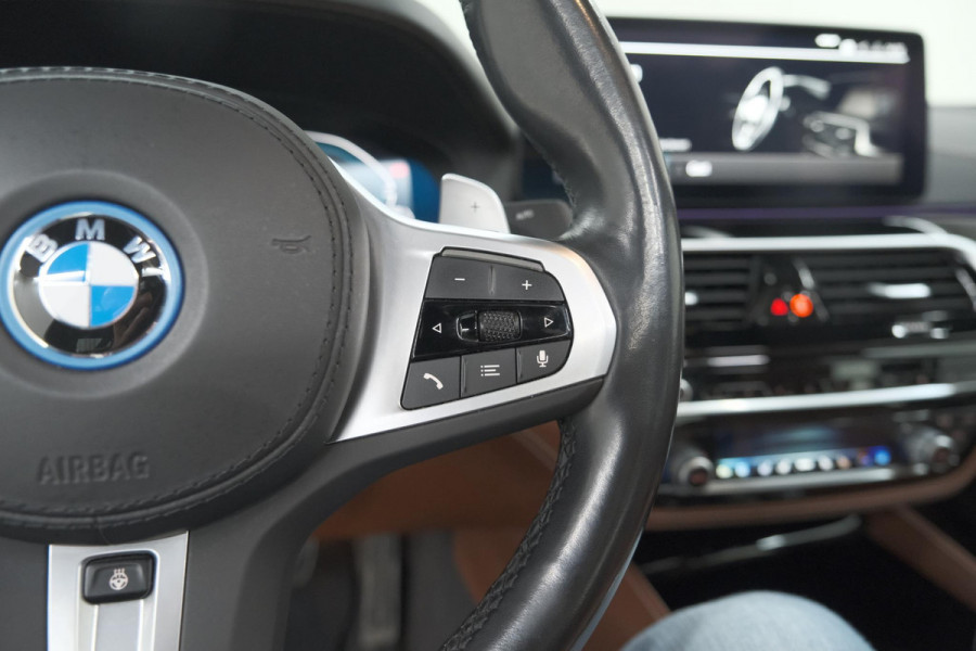 BMW 5 Serie 545e xDrive Business Edition Plus | M Sportpakket | Driving Assistant Professional | Harman Kardon Surround Sound System