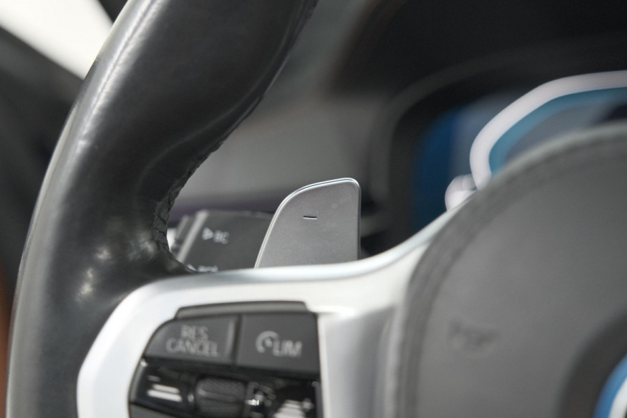 BMW 5 Serie 545e xDrive Business Edition Plus | M Sportpakket | Driving Assistant Professional | Harman Kardon Surround Sound System