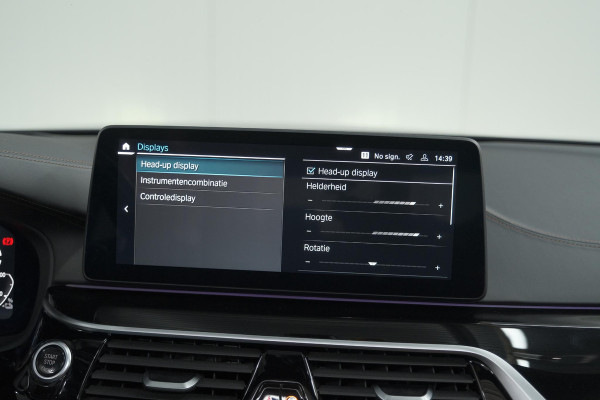 BMW 5 Serie 545e xDrive Business Edition Plus | M Sportpakket | Driving Assistant Professional | Harman Kardon Surround Sound System