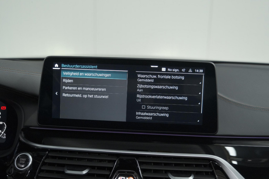 BMW 5 Serie 545e xDrive Business Edition Plus | M Sportpakket | Driving Assistant Professional | Harman Kardon Surround Sound System