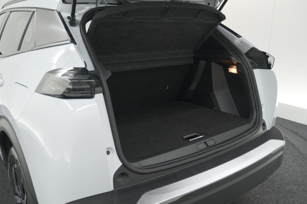 Peugeot 2008 PureTech 100 Allure | Camera | Navigatie | Parkeersensoren | Apple Carplay