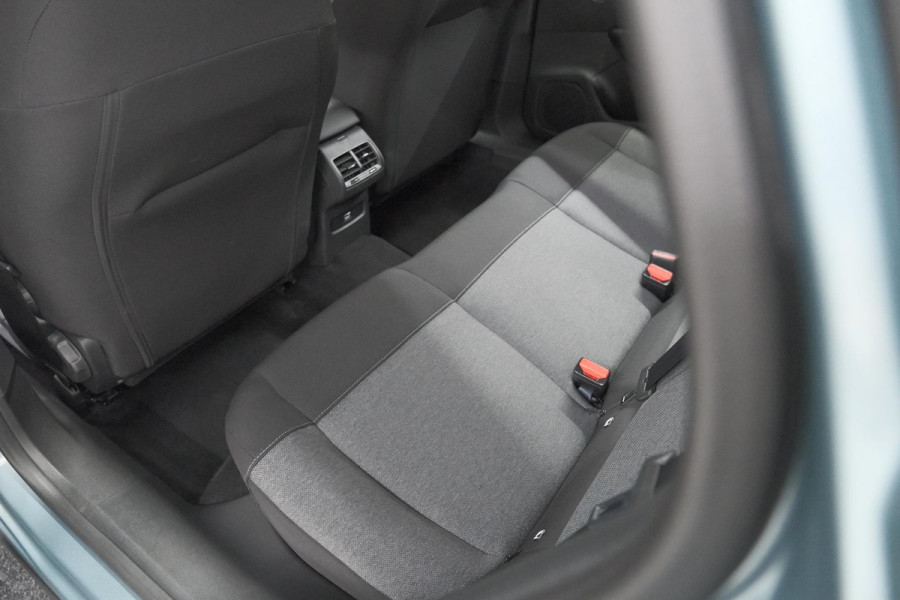 Citroën C4 Puretech 130 Plus | Camera | Apple Carplay | Parkeersensoren