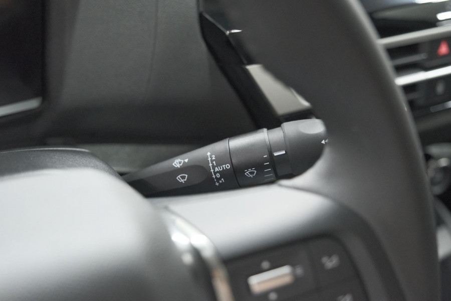 Citroën C4 Puretech 130 Plus | Camera | Apple Carplay | Parkeersensoren