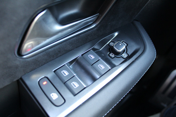 Opel Grandland 1.6 Turbo Plug-in-Hybrid Ultimate | Leder | Head-up | FOCAL | Massage | All weather