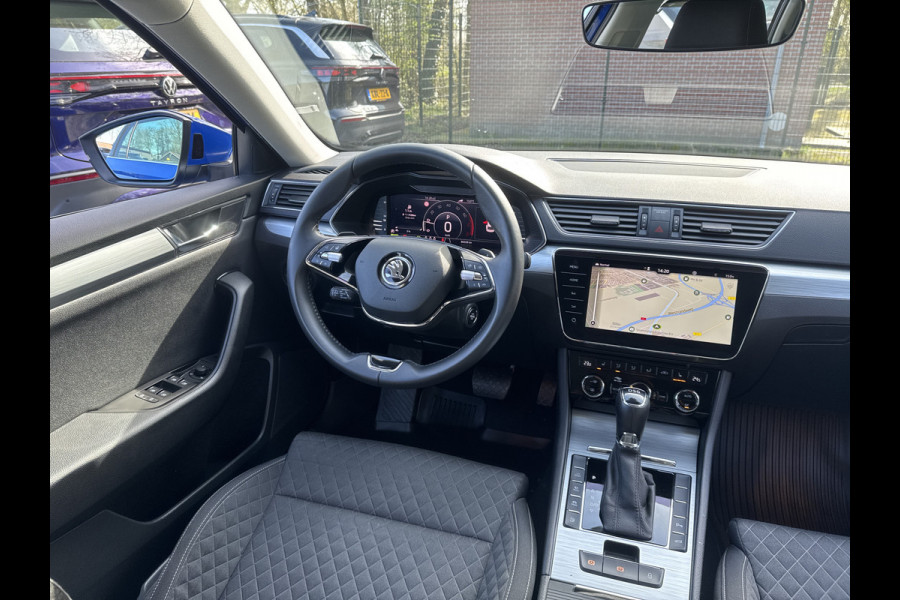 Škoda Superb Combi iV 218PK DSG HYBRID BUSINESS CAMERA/NAVI/STUURVERW.