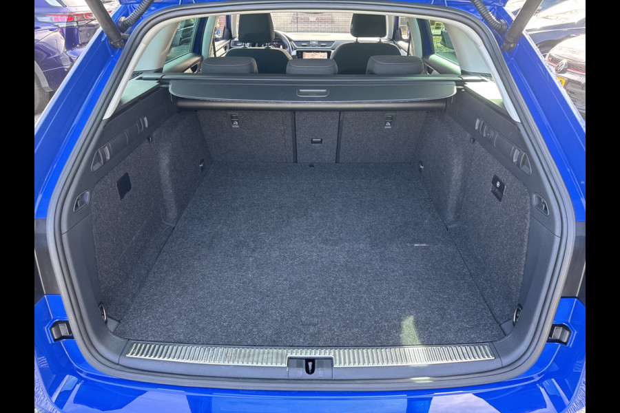 Škoda Superb Combi iV 218PK DSG HYBRID BUSINESS CAMERA/NAVI/STUURVERW.