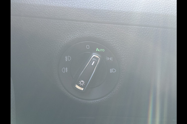 Škoda Superb Combi iV 218PK DSG HYBRID BUSINESS CAMERA/NAVI/STUURVERW.