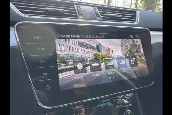 Škoda Superb Combi iV 218PK DSG HYBRID BUSINESS CAMERA/NAVI/STUURVERW.