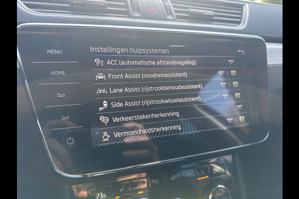 Škoda Superb Combi iV 218PK DSG HYBRID BUSINESS CAMERA/NAVI/STUURVERW.