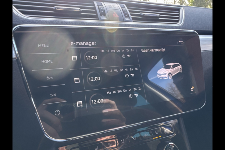 Škoda Superb Combi iV 218PK DSG HYBRID BUSINESS CAMERA/NAVI/STUURVERW.