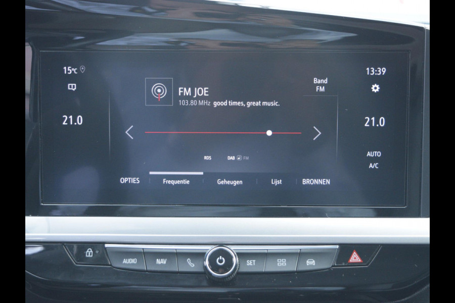 Opel Mokka 1.2 Turbo Business Elegance | NAVI & CARPLAY | CAMERA MET SENSOREN | E.C.C. |