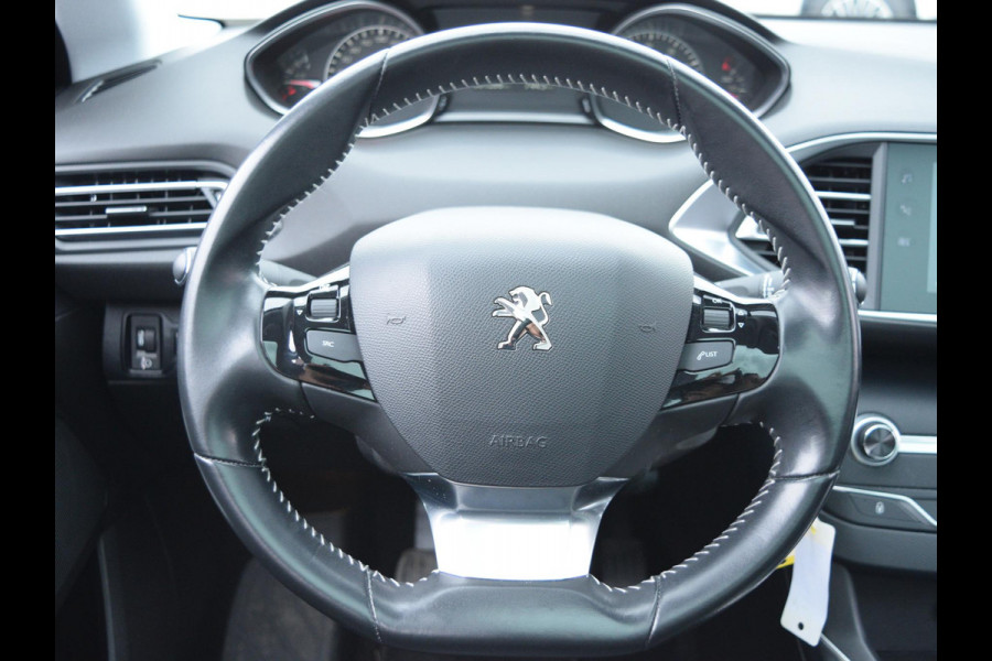 Peugeot 308 1.2 PureTech Allure NAVI & CARPLAY | PARKEERSENSOREN | E.C.C. |