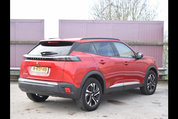 Peugeot e-2008 EV Allure Pack 50 kWh SOH 95% | STOELVERWARMING | CAMERA MET SENSOREN | NAVI & CARPLAY |