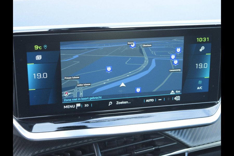Peugeot e-2008 EV Allure Pack 50 kWh SOH 95% | STOELVERWARMING | CAMERA MET SENSOREN | NAVI & CARPLAY |