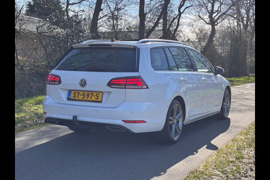 Volkswagen Golf Variant 1.5 TSI Highline Business R | DSG + Cruise + Pano |