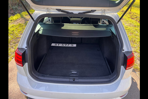 Volkswagen Golf Variant 1.5 TSI Highline Business R | DSG + Cruise + Pano |