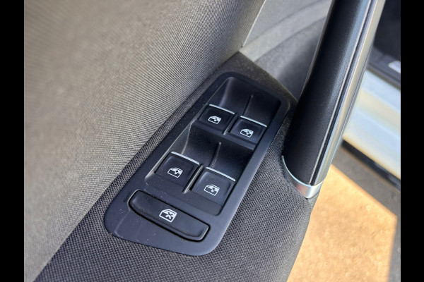 Volkswagen Golf Variant 1.5 TSI Highline Business R | DSG + Cruise + Pano |