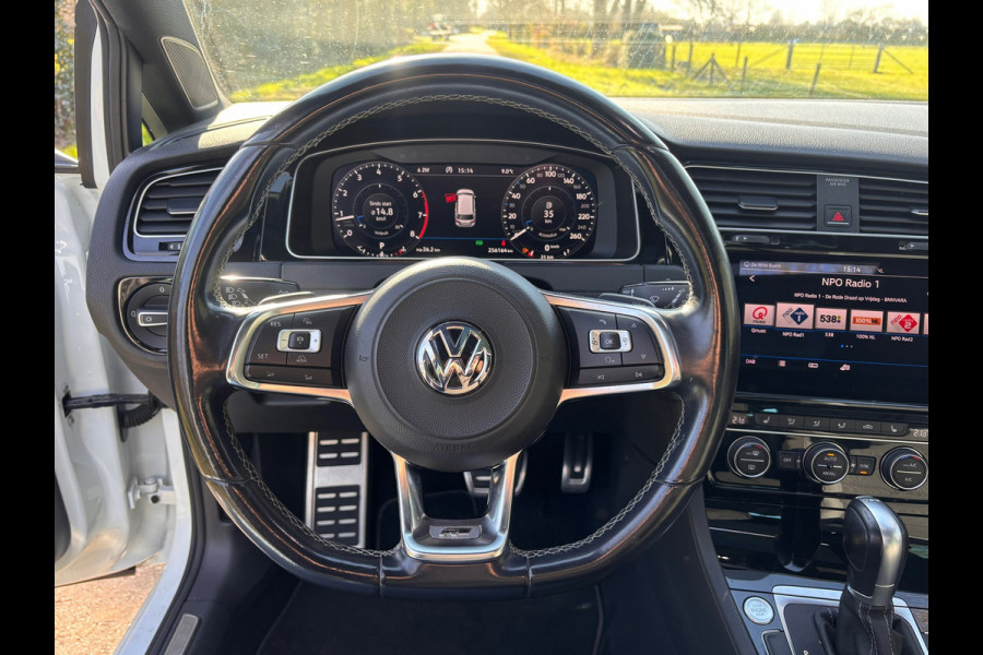 Volkswagen Golf Variant 1.5 TSI Highline Business R | DSG + Cruise + Pano |