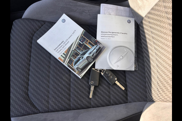 Volkswagen Golf Variant 1.5 TSI Highline Business R | DSG + Cruise + Pano |