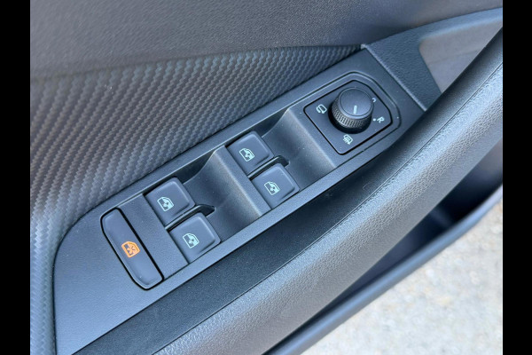 Škoda SCALA 1.0 TSI Monte Carlo / PANORAMA / ELEKTRISCHE ACHTERKLEP ETC..