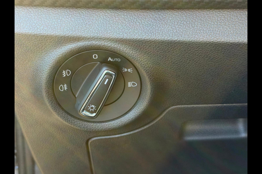 Škoda SCALA 1.0 TSI Monte Carlo / PANORAMA / ELEKTRISCHE ACHTERKLEP ETC..