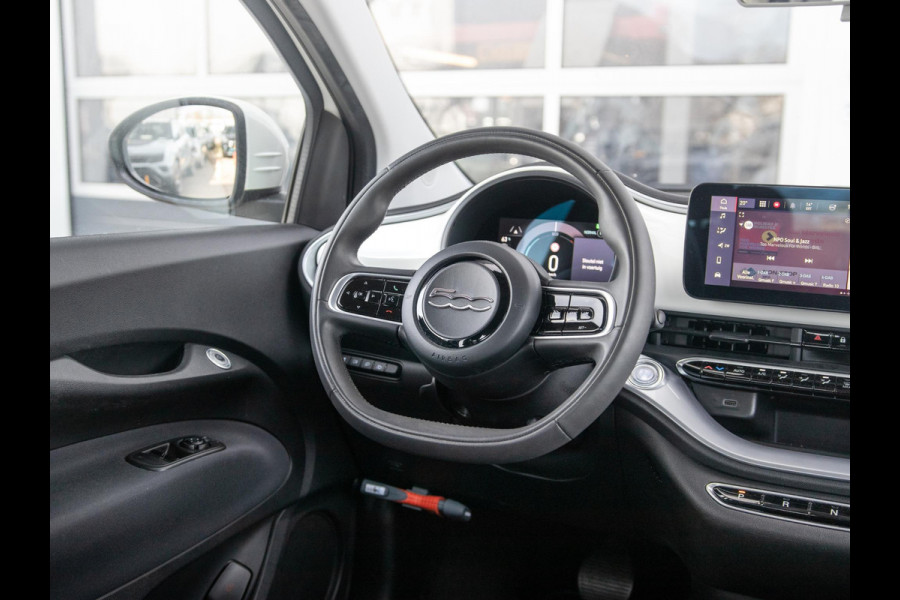 Fiat 500E Business Launch Edition 42 kWh | SOH 91% | Clima | Cruise | Regensensor | Apple Carplay | 16"