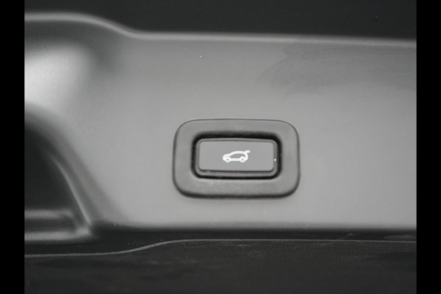 Land Rover Range Rover Evoque P200 AWD R-Dynamic | Afneembare Trekhaak | Meridian Audio | 20" L.M | Lederen Sportstoelen Memory & Verwarmd | Apple Carplay | Camera | LED |