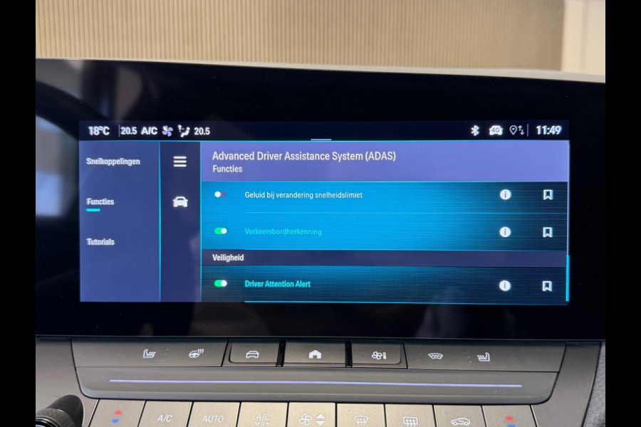 Opel Astra 1.2 TURBO GS 360 CAMERA PDC VOOR EN ACHTER MEMORY NAVI STOELVERWARMING STUURVERWARMING DODEHOEKBEWAKING LANE ASSIST