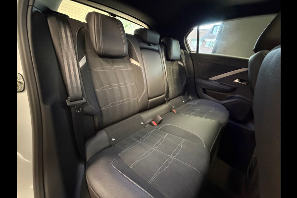 Opel Astra 1.2 TURBO GS 360 CAMERA PDC VOOR EN ACHTER MEMORY NAVI STOELVERWARMING STUURVERWARMING DODEHOEKBEWAKING LANE ASSIST