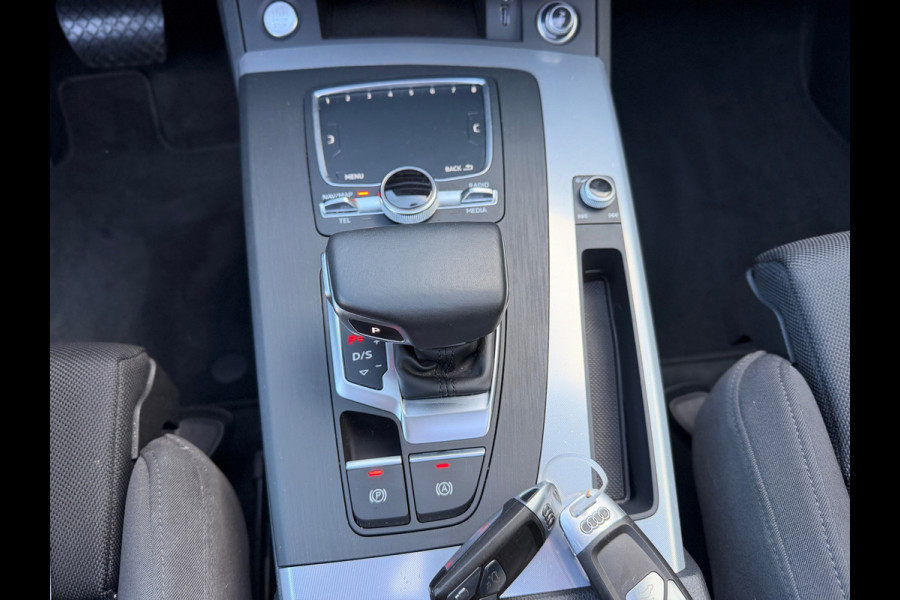 Audi Q5 55 TFSI Plug-in SOH 98% Hybride Quattro 300PK Competition S-Line Panoramadak Led-Xenon