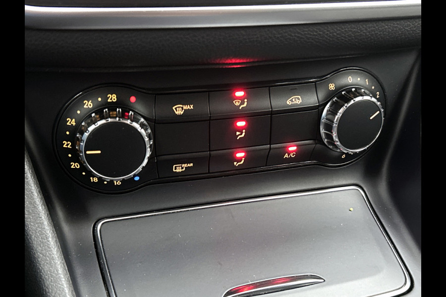 Mercedes-Benz CLA-Klasse 180 Business Solution AMG Upgrade Edition | NL-Auto | Perfect onderH | AchterCam | StoelverW| Etc