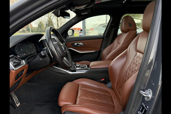 BMW 3 Serie Touring Aut. 330e High Exe. M-Sport Individual | SoH 98% | Trekhaak | Panorama | 360 Camera | Leder | VOL! |