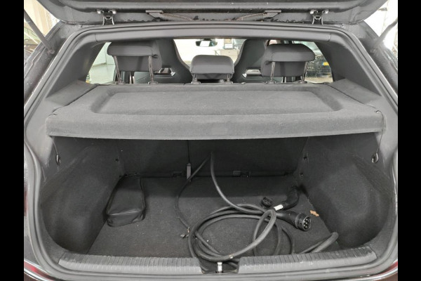 CUPRA Born Aut. Business One 62 kWh | Navi | Camera | Apple Carplay |