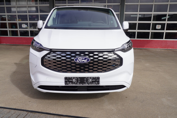 Ford E-Transit Cust. 320L L2H1 Limited 65 kWh Automaat met Powerpack Nr. V029 | Airco | Cruise | Apple CP- Android auto | Trekhaak
