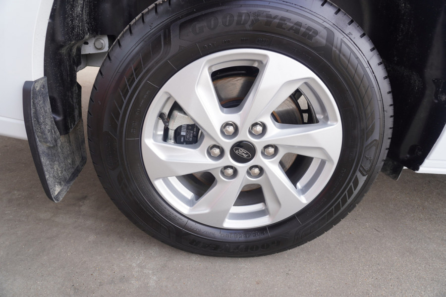 Ford E-Transit Cust. 320L L2H1 Limited 65 kWh Automaat met Powerpack Nr. V029 | Airco | Cruise | Apple CP- Android auto | Trekhaak