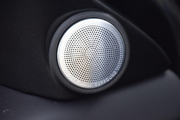 Land Rover Range Rover Evoque P300e PHEV AWD Autobiography